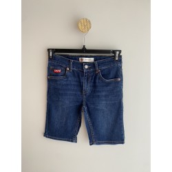 Short Levis