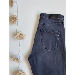 Jean Replay