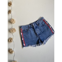 Short Levis