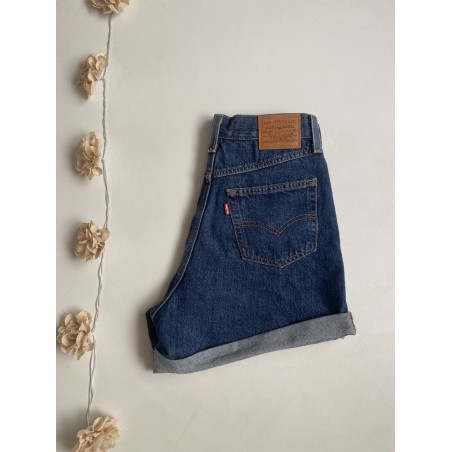 Short Levis